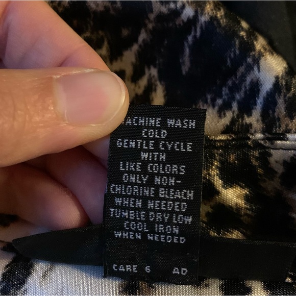 ALFANI - Drape Neck Sleeveless Blouse - Picture 7 of 8